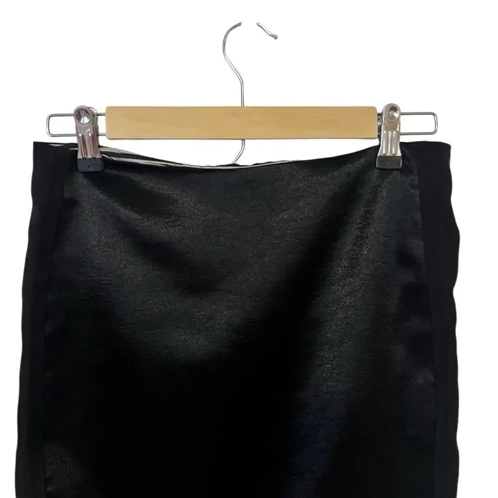 bebe Black Mini Skirt with Gathered Zippered Back. Sz 4. Great Condition!!